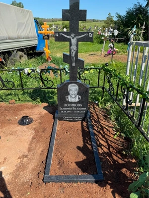 Эксклюзивный памятник CW19 1000х500х80 мм